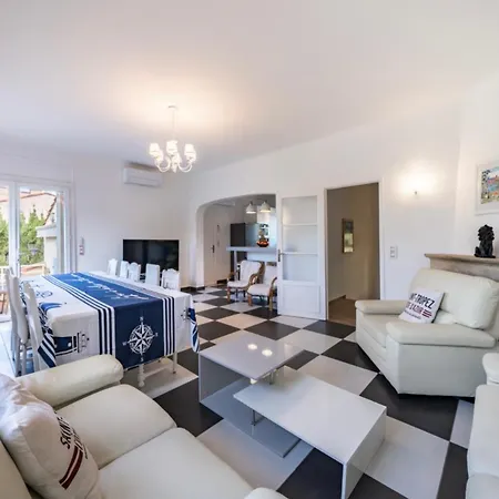 10 Mn On Foot From Beaches, Tgv Station And Center With Swimming Pool Villa Saint-Raphael (Var)
